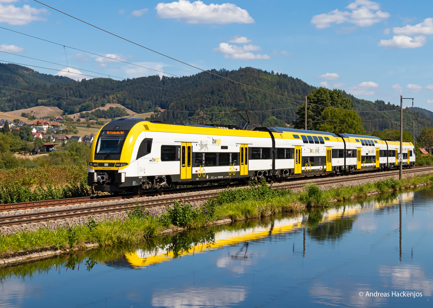 Trix 25463 - E-Triebzug Desiro HC bwegt