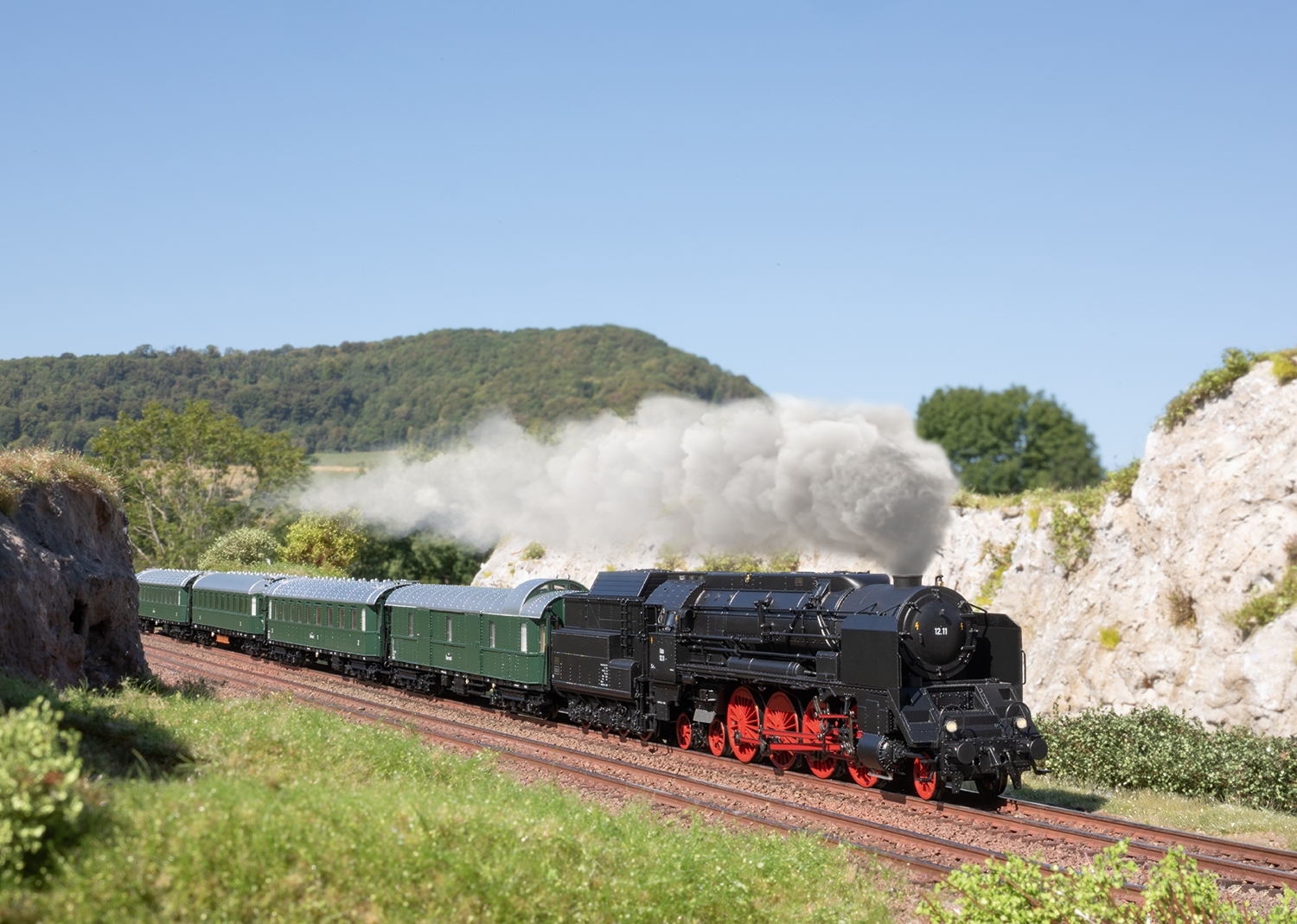 Trix 25012 - Dampflok Reihe 12.11 ÖBB