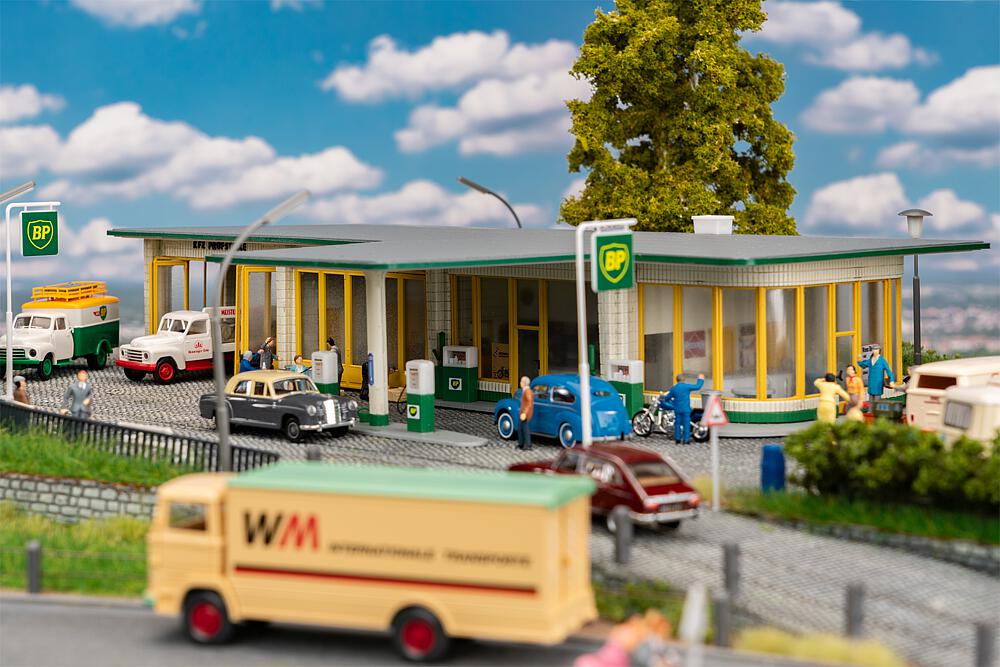 Faller 130592 - Große BP-Tankstelle