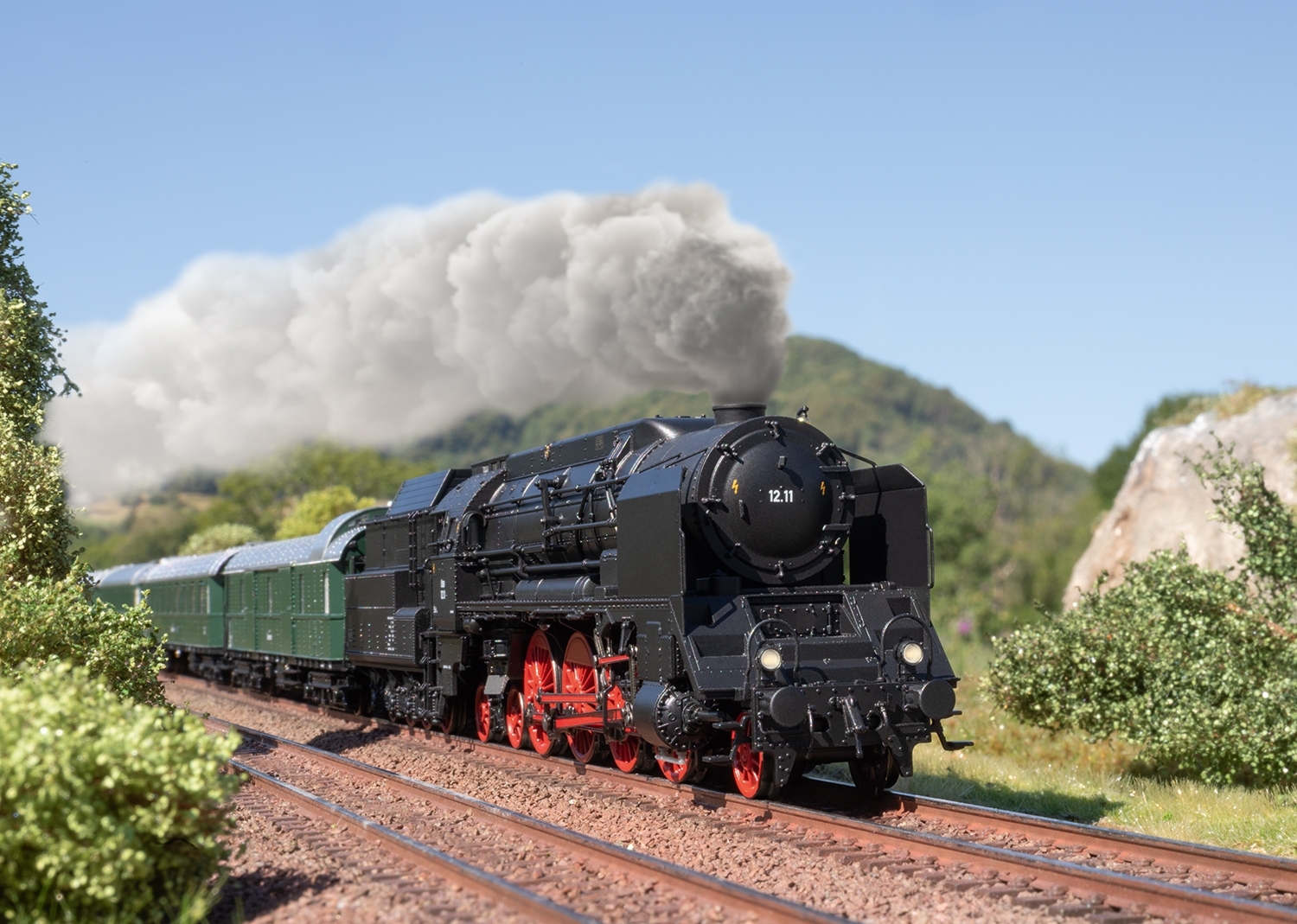 Trix 25012 - Dampflok Reihe 12.11 ÖBB