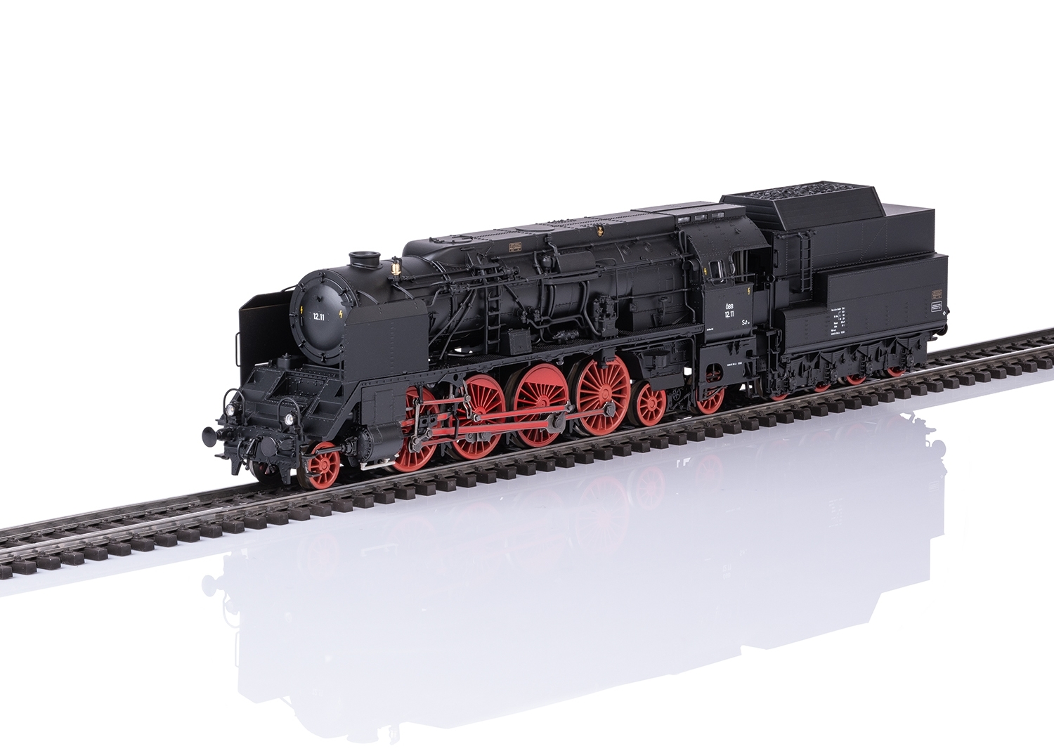 Trix 25012 - Dampflok Reihe 12.11 ÖBB