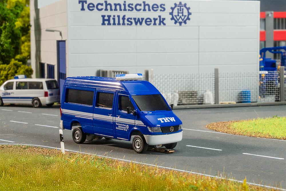 Faller 161430 - MB Sprinter THW (HERPA)