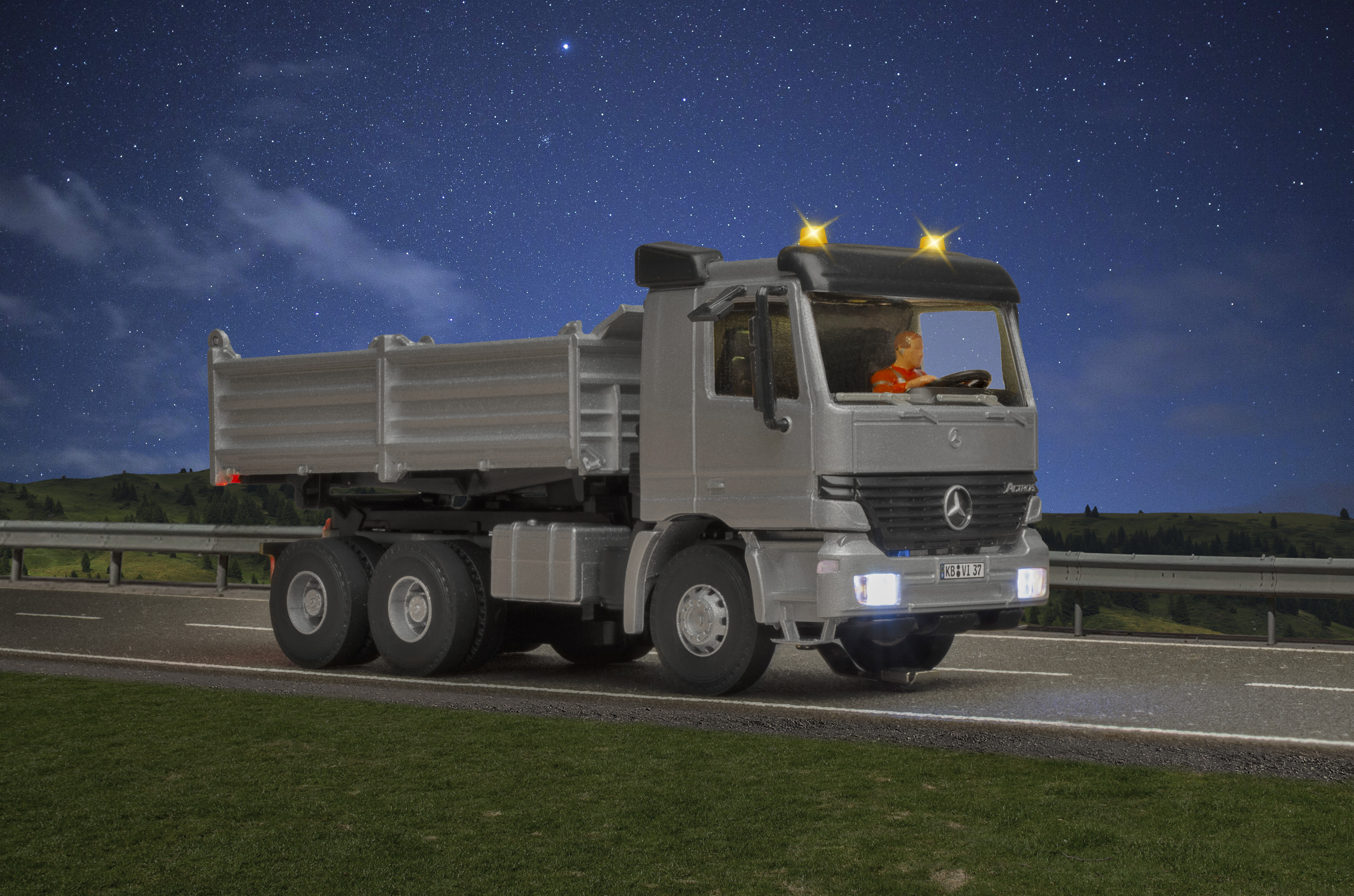 Viessmann 8037 - H0 MB ACTROS 3-achs Muldenkip