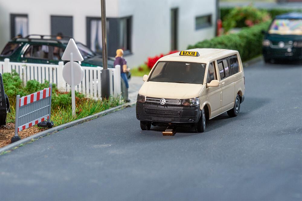 Faller 161428 - VW T5 Taxi (WIKING)