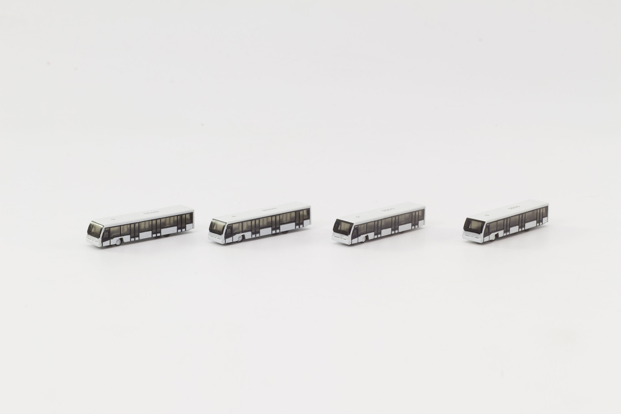 herpa 533706 - Airport Bus Set 1-500 4-in1
