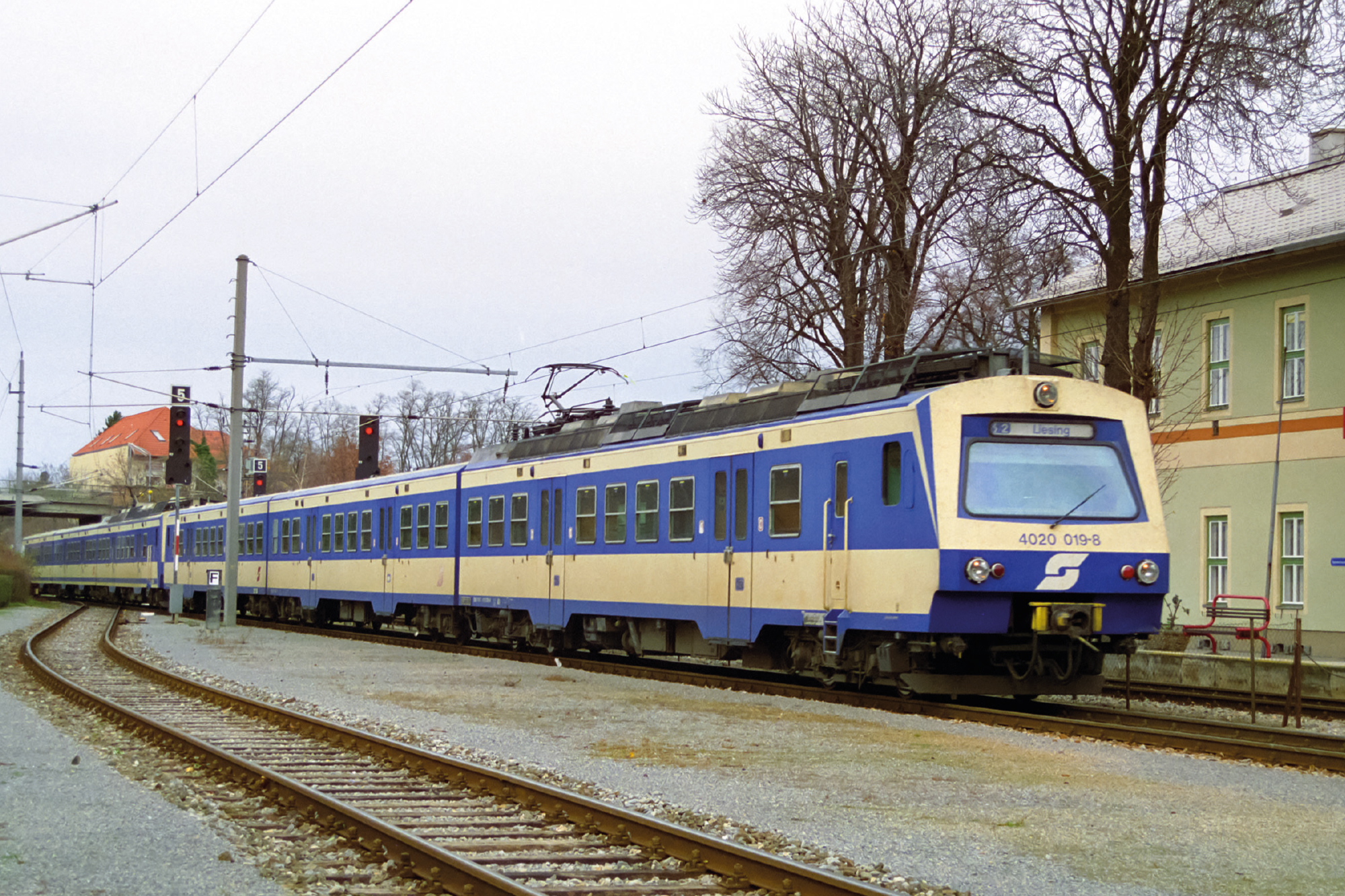 Jägerndorfer JC40980 - Triebzug Rh 4020, 3-tlg. ÖB